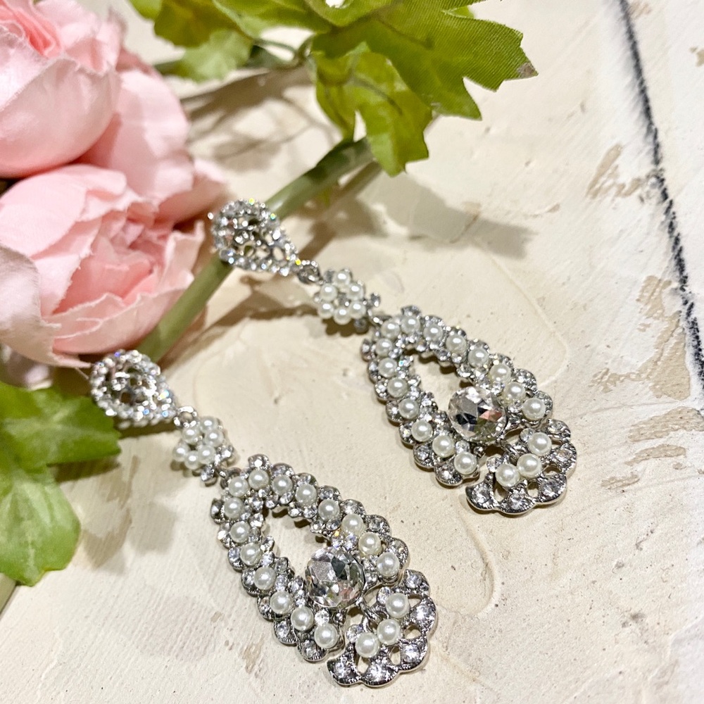 Crystal Rhinestone Dangle Earrings Pearl Oval